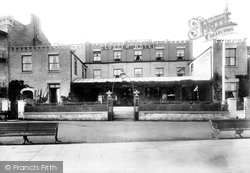 The Gloster Hotel 1897, Cowes