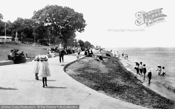 Photo of Cowes, The Green 1908