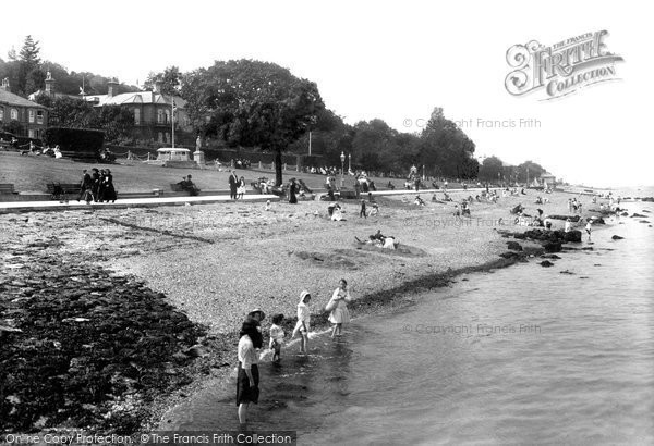 Photo of Cowes, The Green And Sands 1913