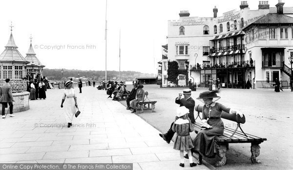 Photo of Cowes, The Parade 1913