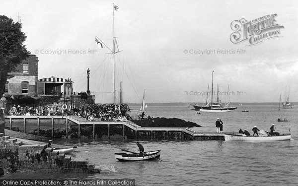Photo of Cowes, The Royal Yacht Squadron 1923