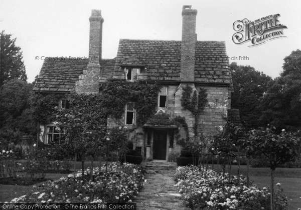 Photo of Cowfold, Brook Farm House 1950