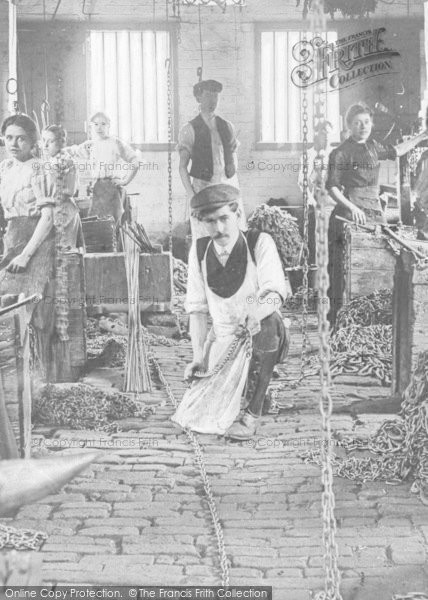 Photo of Cradley Heath, Chain Makers c.1912
