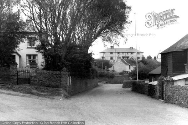 Photo of Crafthole, The Village c.1935