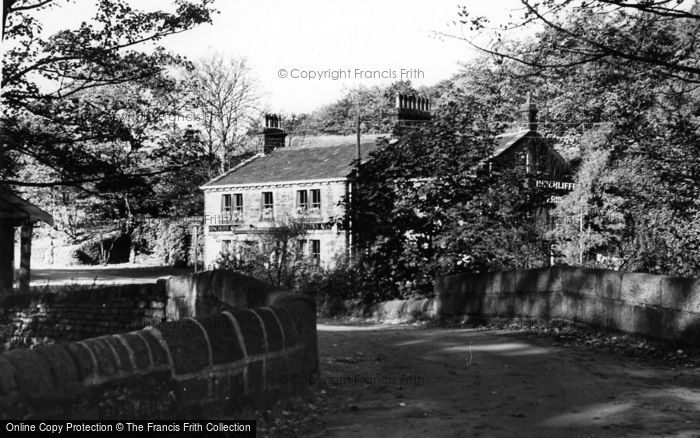 Photo of Cragg Vale, The Hinchcliffe Arms c.1955