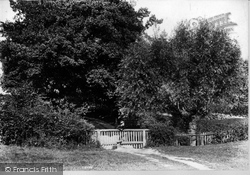 Bedlam Stile 1906, Cranbrook