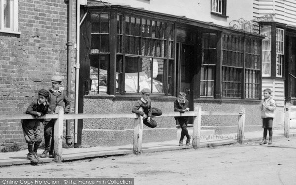 Photo of Cranbrook, Boys In Waterloo Road 1908