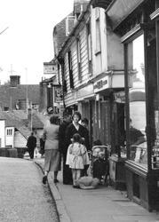 Stone Street, Giving Children Treats c.1960, Cranbrook