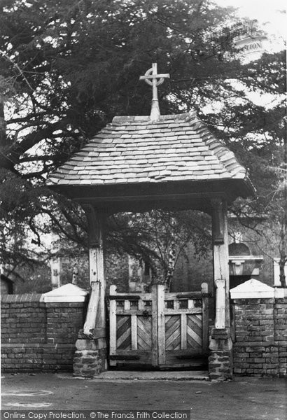 Photo of Cranford, The Lychgate, St Dunstan's Church c.1960 