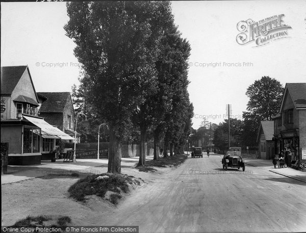 Photo of Cranleigh, High Street 1927