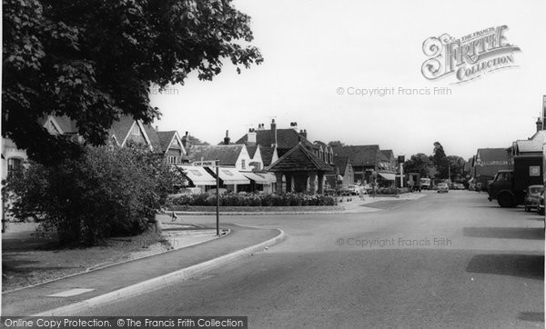 Photo of Cranleigh, High Street c.1965