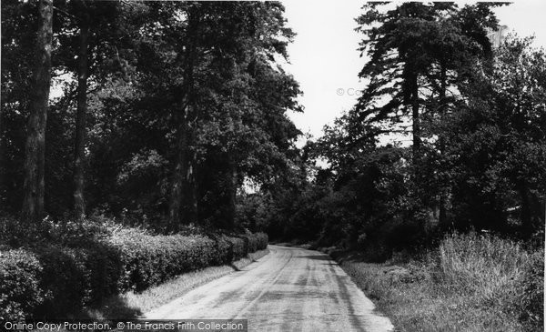 Photo of Cranleigh, Knowle Lane c.1960