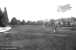 On The Common 1904, Cranleigh