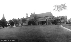 School 1928, Cranleigh