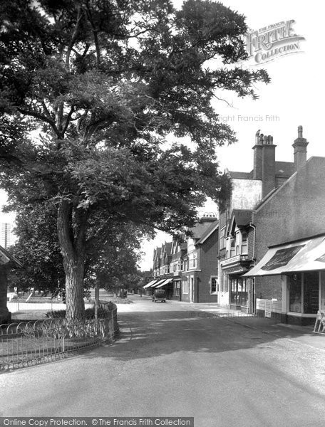Photo of Cranleigh, The Village 1935