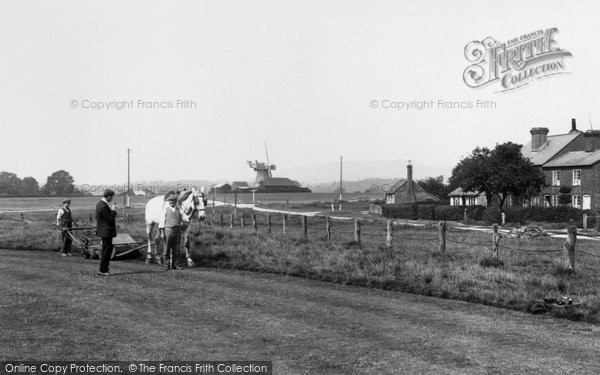 Photo of Cranleigh, view on the Common 1904