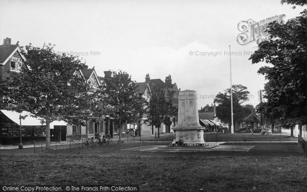 Photo of Cranleigh, War Memorial 1928
