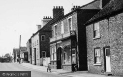 Main Street c.1960, Cranswick