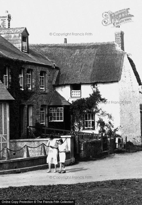 Photo of Crantock, Girls In The Village 1935
