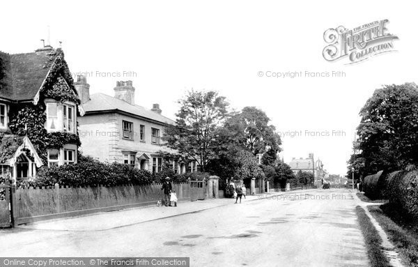 Photo of Crawley, Brighton Road 1907