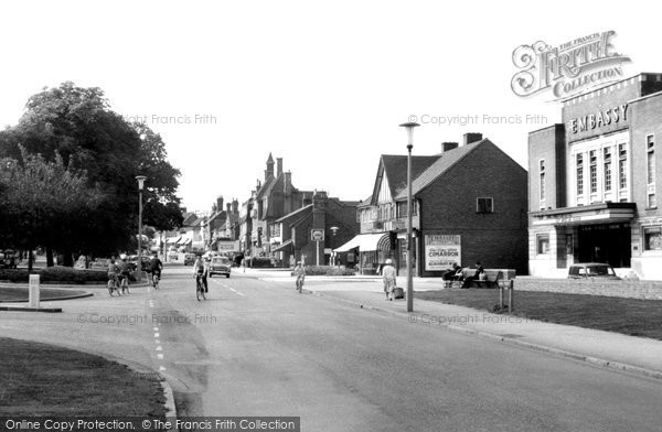Photo of Crawley, High Street c.1965