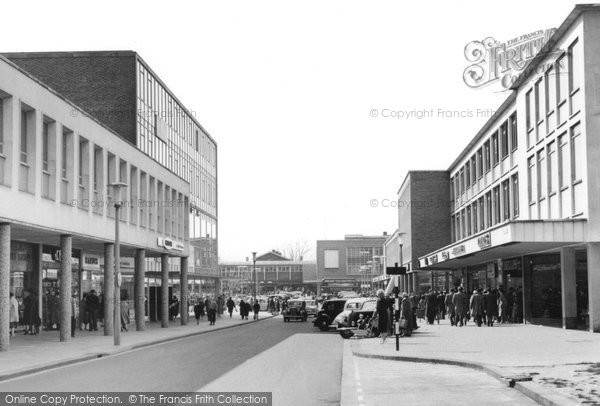Photo of Crawley, Queensway c.1965