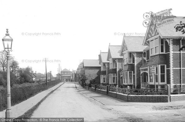 Photo of Crawley, Springfield Road 1905