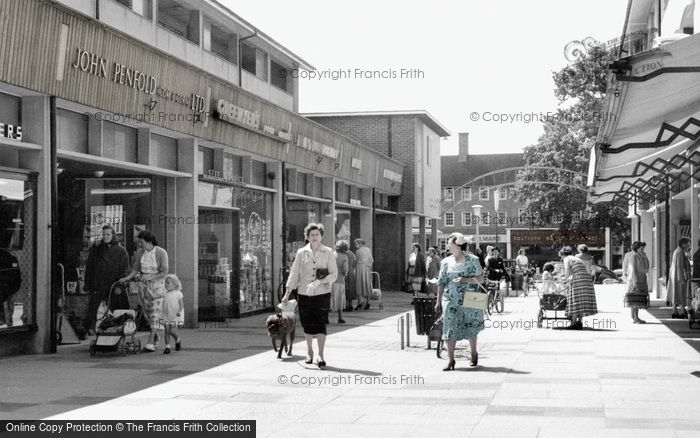 Photo of Crawley, The Broadwalk c.1960