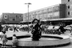 The Fountain c.1960, Crawley
