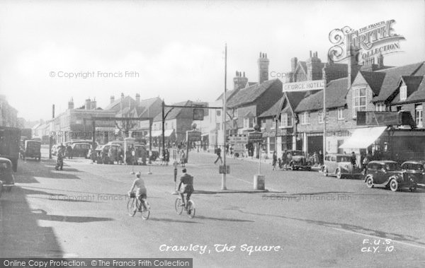 Photo of Crawley, The Square c.1950
