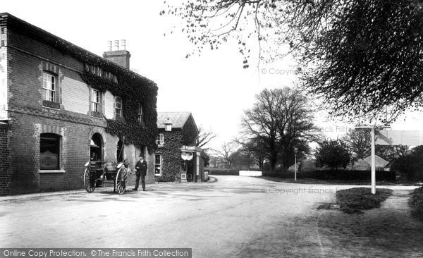 Photo of Crawley, The Sun Inn 1905
