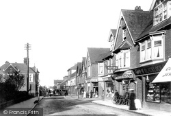 The Village 1903, Crawley