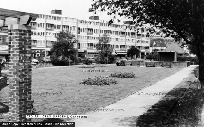 Photo of Crayford, Cray Gardens c.1965