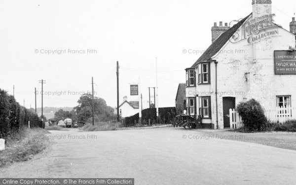 Photo of Crays Hill, The Shepherd And Dog Inn c.1955