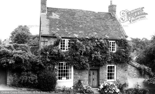 Photo of Creaton, The Dial House c.1955