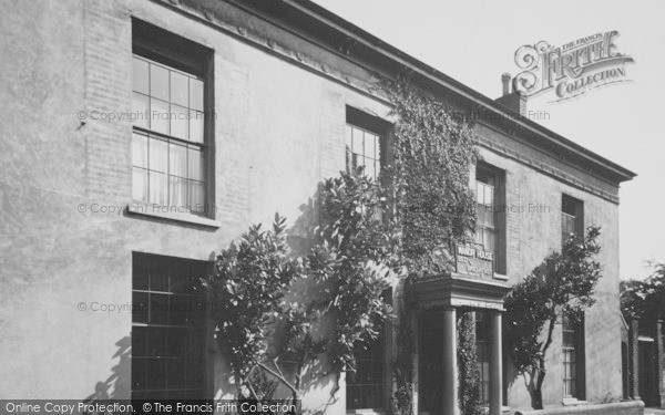 Photo of Crediton, Manor House Guest House c.1960
