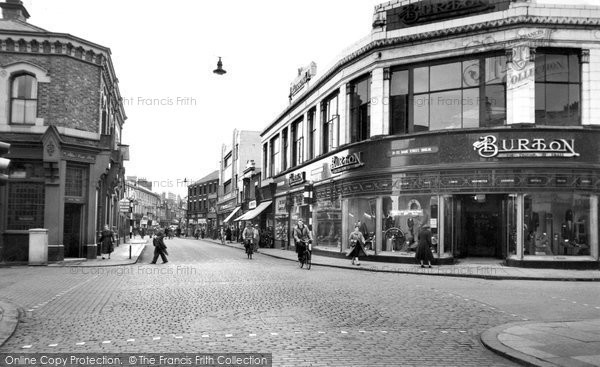 Photo of Crewe, Market Street c.1955