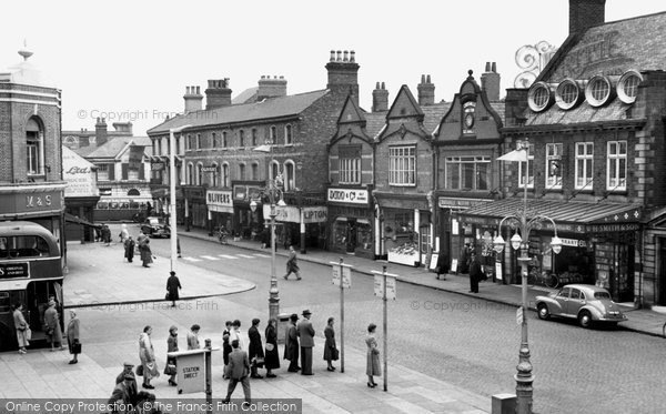 Photo of Crewe, Market Street c.1955
