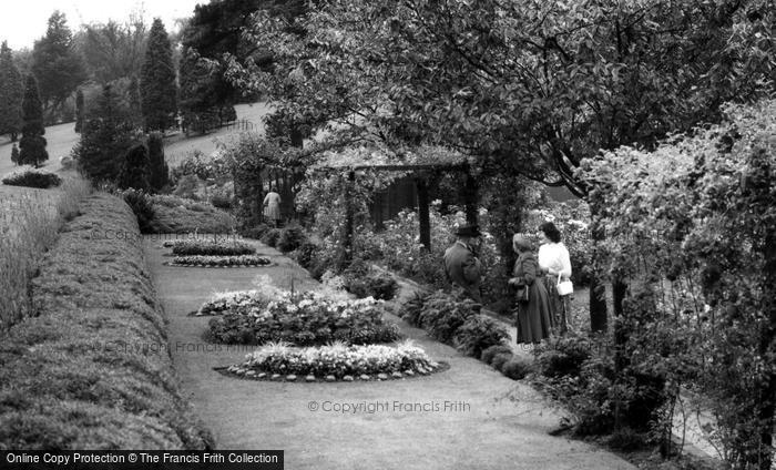 Photo of Crewe, Queen's Park c.1960
