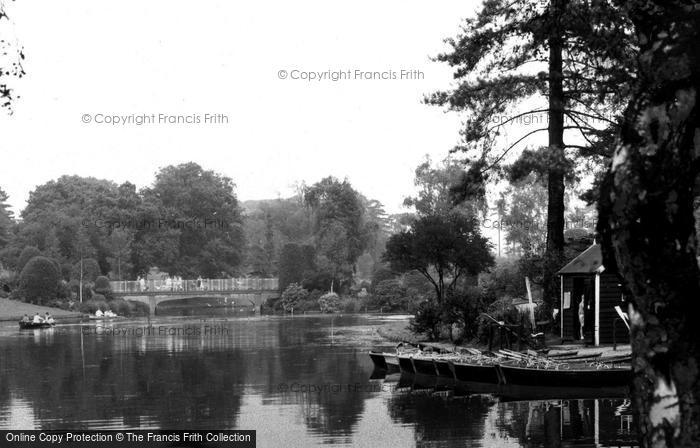 Photo of Crewe, Queen's Park c.1960