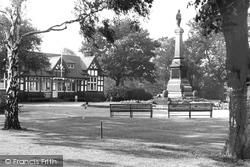 Queen's Park, The Pavilion And Memorial c.1950, Crewe