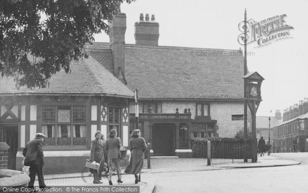 Photo of Crewe, The Chetwode Arms 1951