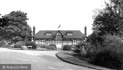 The Pavilion, Queen's Park c.1950, Crewe