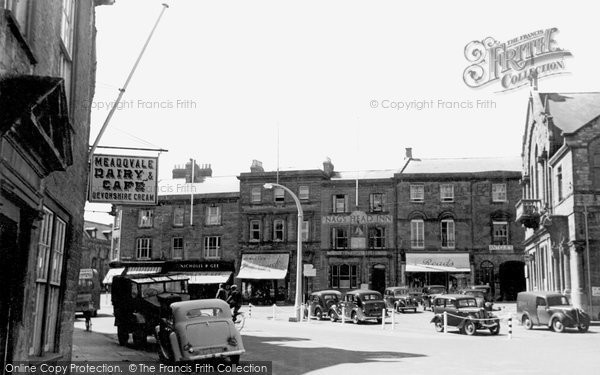 Photo of Crewkerne, Market Square c.1950
