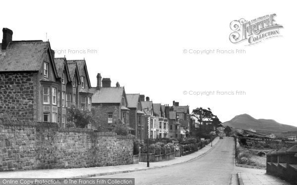 Photo of Criccieth, Portmadoc Road c.1955