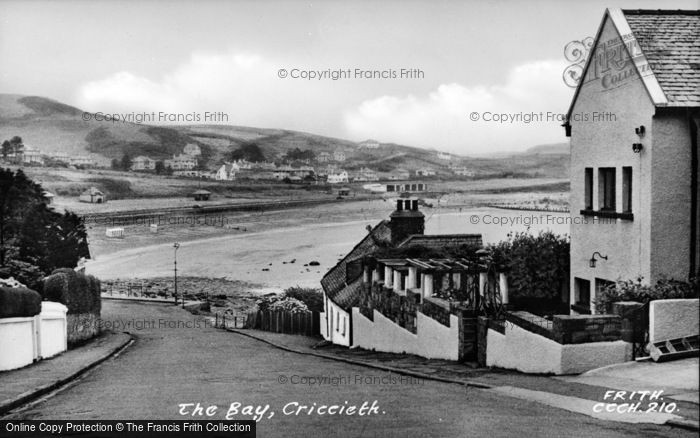 Photo of Criccieth, The Bay c.1955