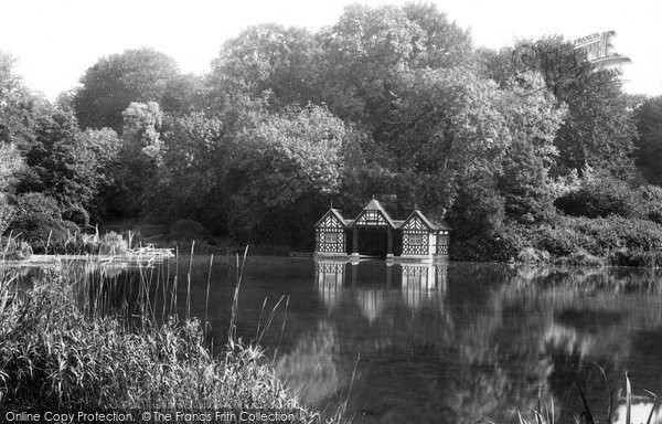 Photo of Crichel House, Lake And Boat House 1904
