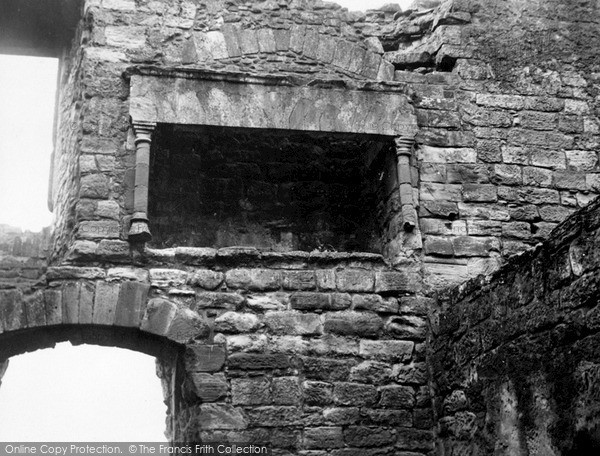 Photo of Crichton Castle, 1949