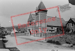 Clarence Hall 1893, Crickhowell