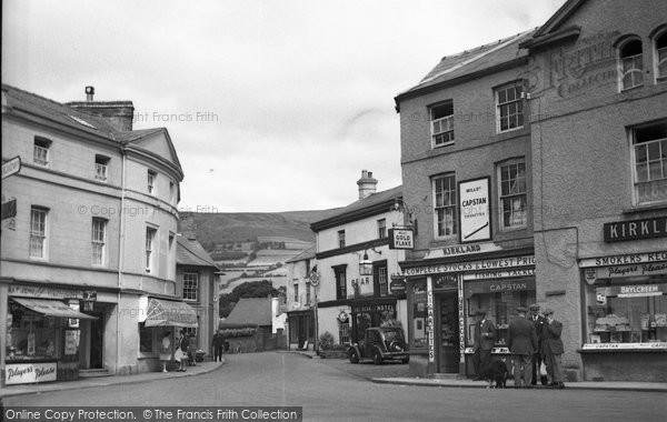 Photo of Crickhowell, Market Square 1951
